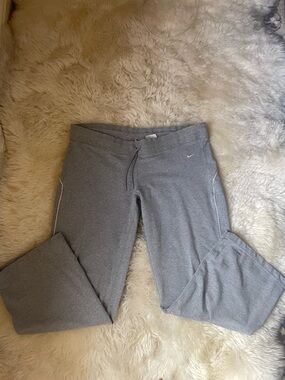 True vintage NIKE super low rise wide leg grey women's sweatpants